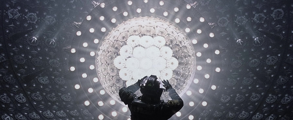 이벤트 호라이즌 Event Horizon 차원의 문